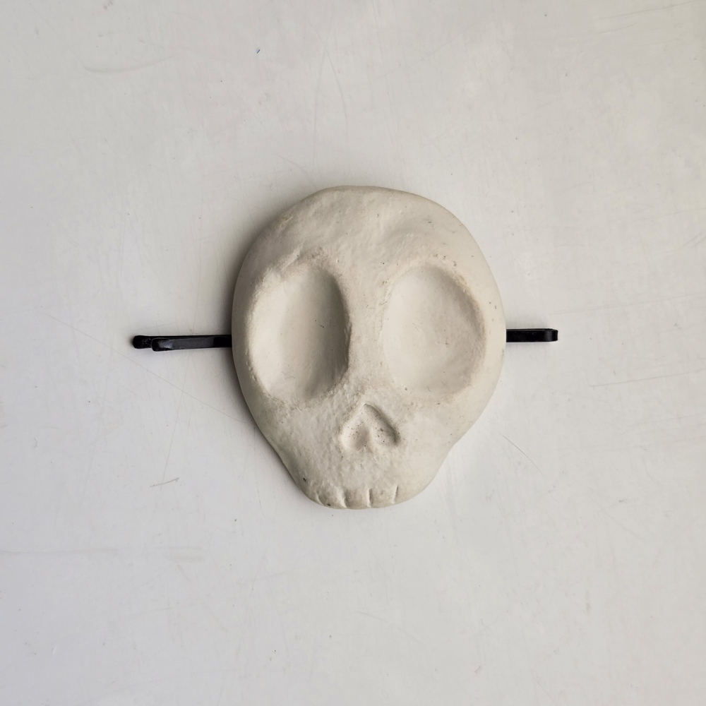 Charla Vail Skull Hair Clip